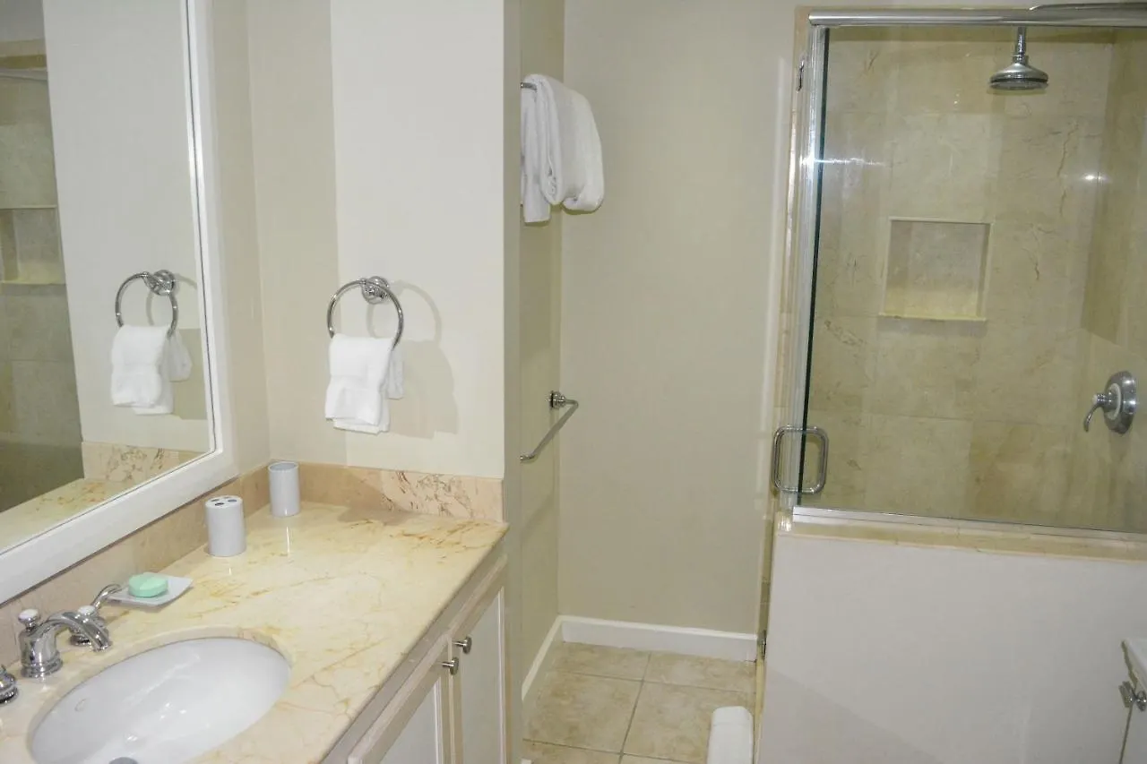 ***  The Harbour Lejlighedshotel Rodney Bay Saint Lucia